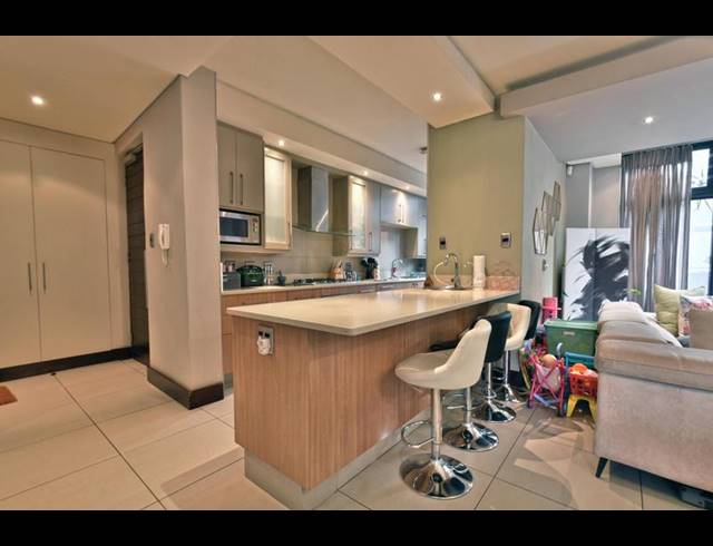 2 BEDROOM APARTMENT FOR SALE IN MELROSE ESTATE